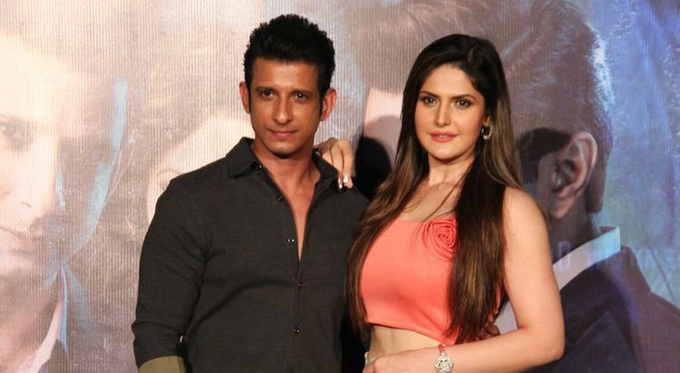 Sharman Joshi Zarine Khan