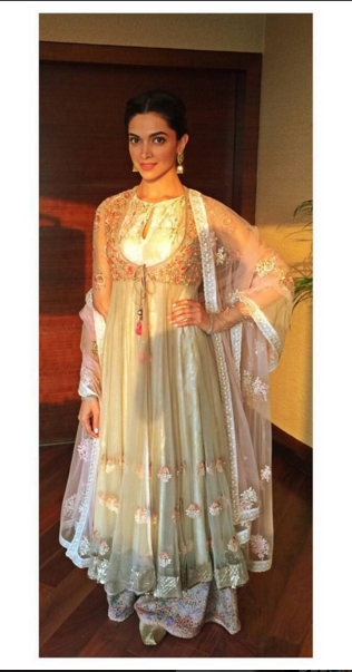 Beautiful outfit ideas right from the sensual lady Deepika Padukone’s Instagram account.