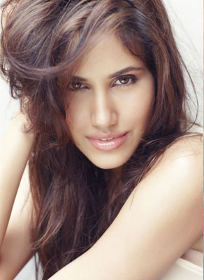 Sonnalli Seygall's stunning picture.