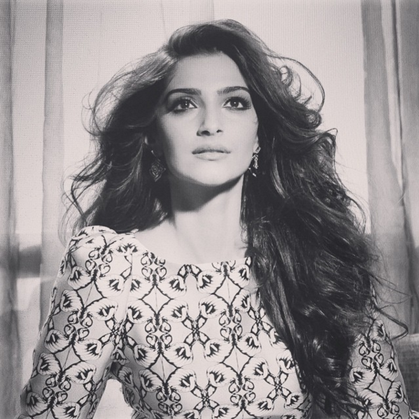 Sonam kapoor grey scale
