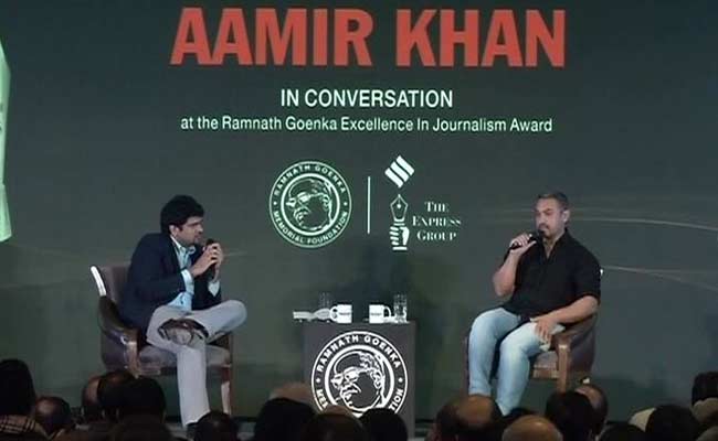 Let Aamir Khan's view be heard, debated : Saeed Mirza