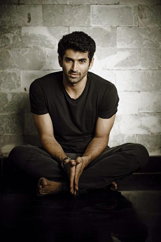 Aditya Roy Kapur Photo Gallery