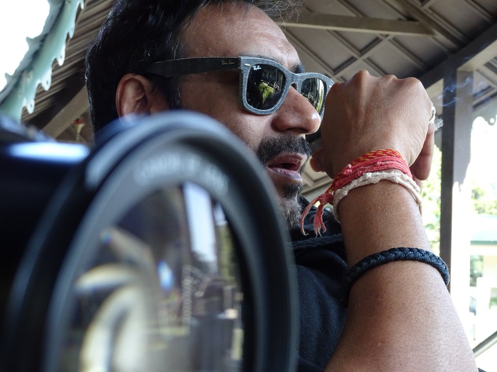 Ajay Devgn turns director again, starts shooting for 'Shivaay'
