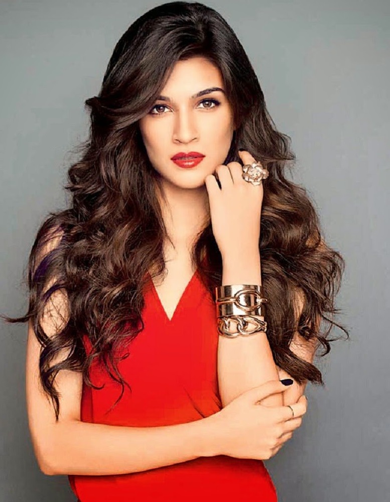 Kriti Sanon in red hot dress