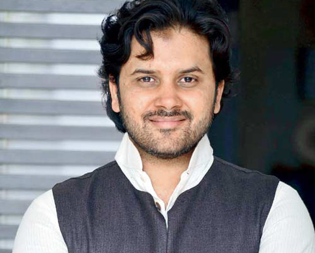 Javed Ali sings for a TV show