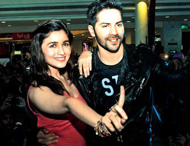 This picture shows the incredible chemistry shared by Alia Bhatt and Varun Dhawan.