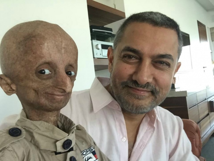 Aamir Khan meets his special Fan Nihal Bitla