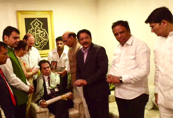 Dilip Kumar Getting Padma Vibhushan