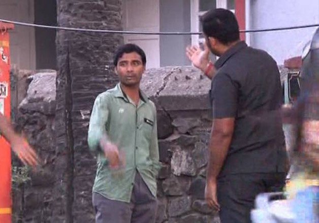 Salman Khan's fan slapped by Bodyguard