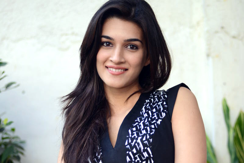 Kriti Sanon: Was never insecure about screen timing in 'Dilwale' -  Bollywood Bubble