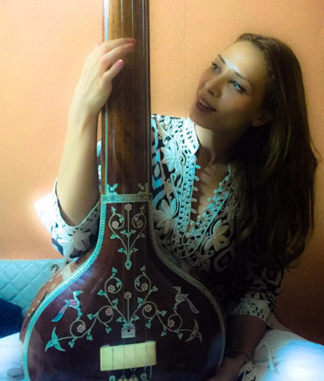 Iulia Vantur learning new things