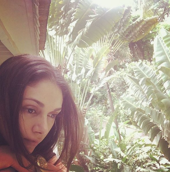 Aditi Rao Hydari lost in thoughts