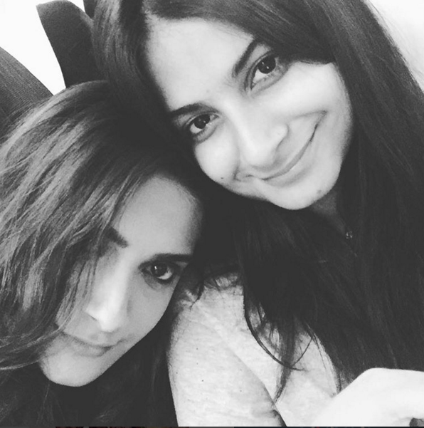 Sonam Kapoor, Rhea Kapoor selfie