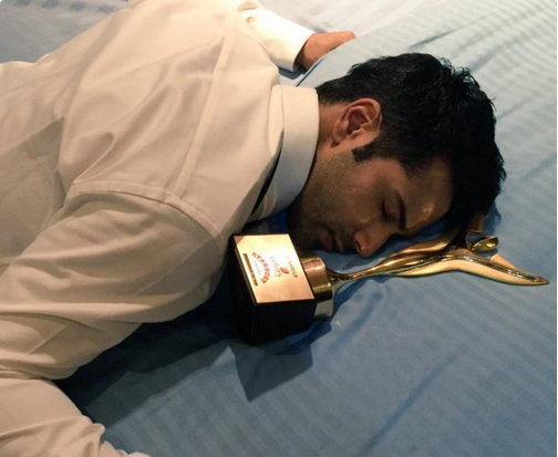 Phew! Varun Dhawan can finally have a sleep of peace, thanks to the Stardust Award