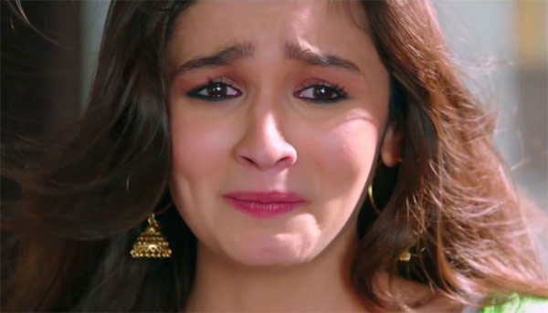 What Made Alia Bhatt Cry Read On To Know Bollywood Bubble