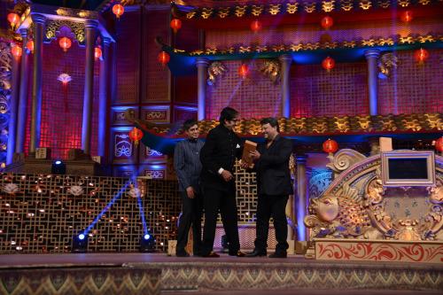 Amitabh Bachchan at Big Star Entertainment Awards 2015.