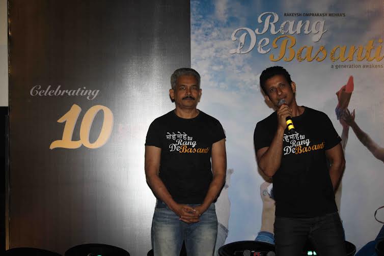 Atul Kulkarni, Sharman Joshi at Rang De Basanti reunion