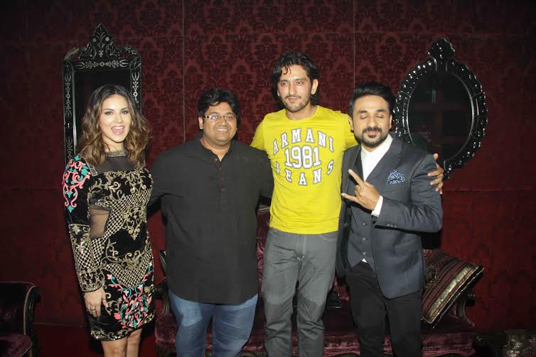 Milap, Vir, Sunny, group picture