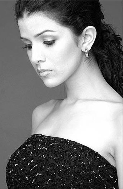 Nimrat Kaur black & white