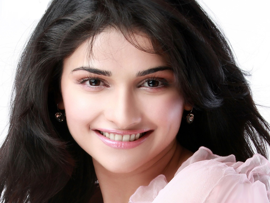 Prachi Desai on doing a love story