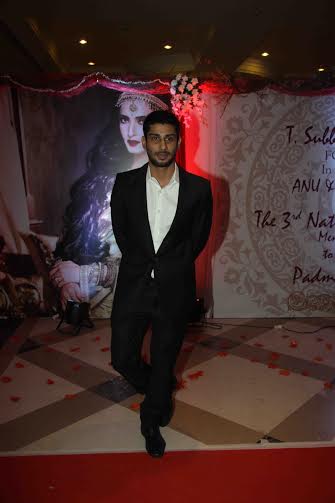 Prateik Babbar in formals