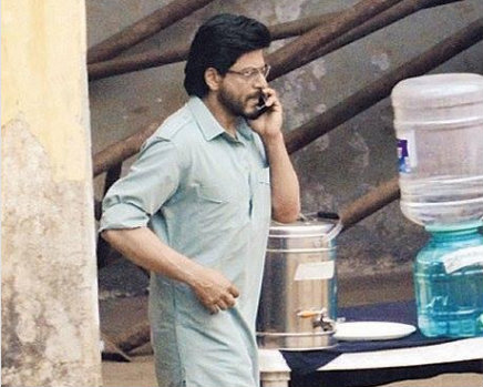 Shah Rukh Khan snapped in 'Raees' look