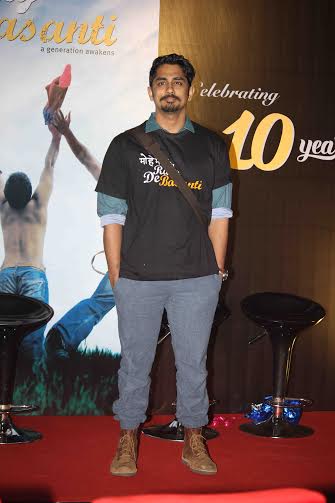 Siddharth at Rang De Basanti reunion