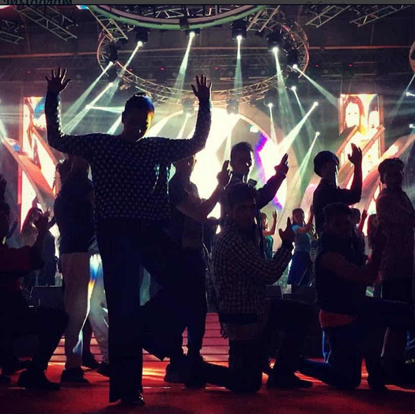 Sonakshi Sinha rehearsing for Saifai event