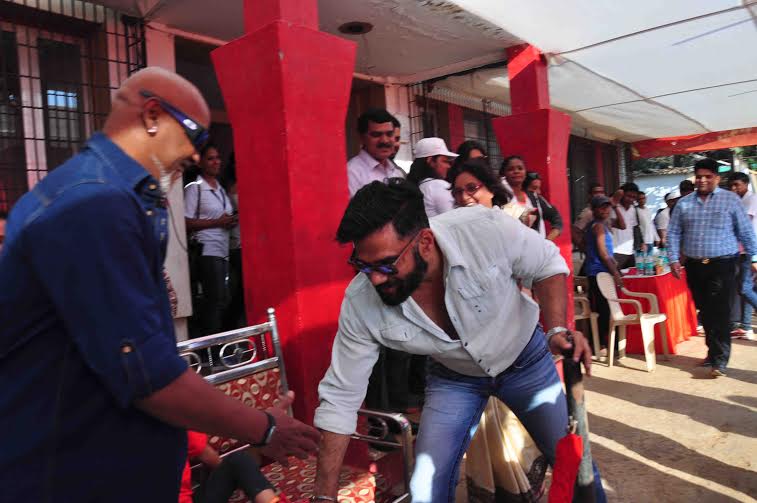 Suneil Shetty & Vinod Kambli