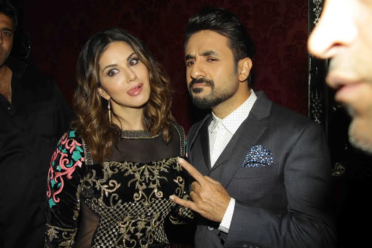 Sunny Leone, Vir Das comic face