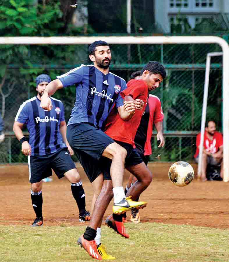 Aditya Roy Kapur - Facts