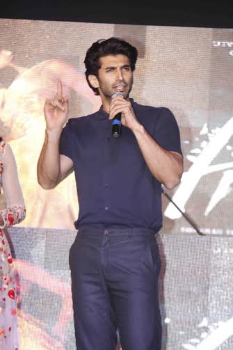 Aditya Roy Kapur promoting Fitoor