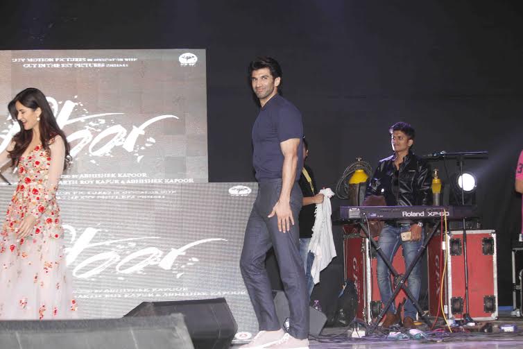 Aditya Roy Kapur on stage