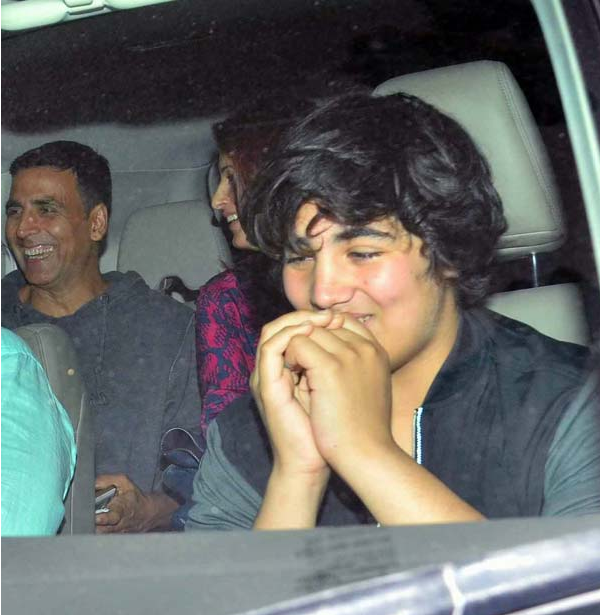 Akshay Kumar, Twinkle Khanna and Aarav