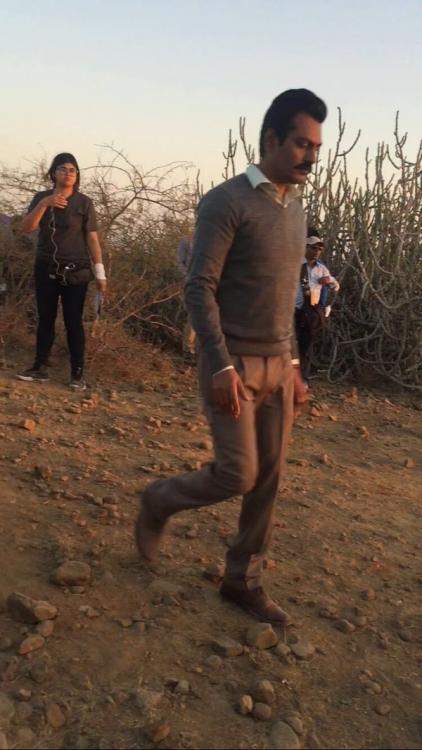 Nawazuddin Siddiqui as undercover cop on the sets of Raees in Bhuj