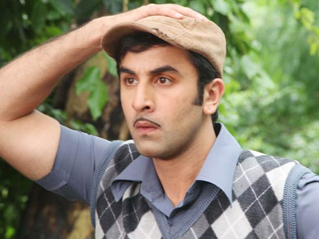 Party Animal! Ranbir Kapoor gives a hard time to his new neighbours?