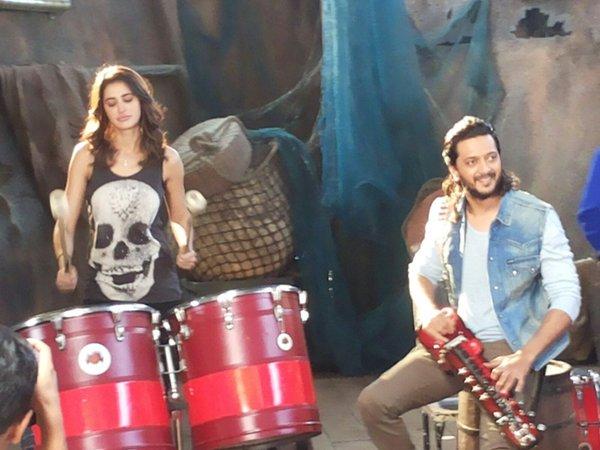 Riteish Deshmukh and Nargis Fakhri