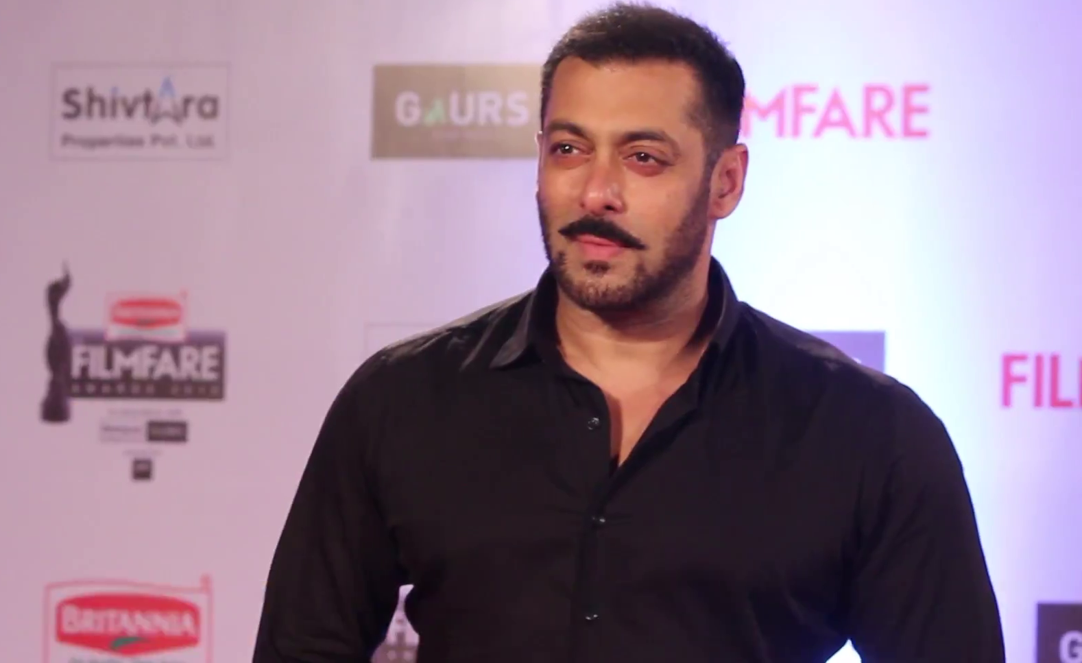 Salman Khan: Want to be out of awards race