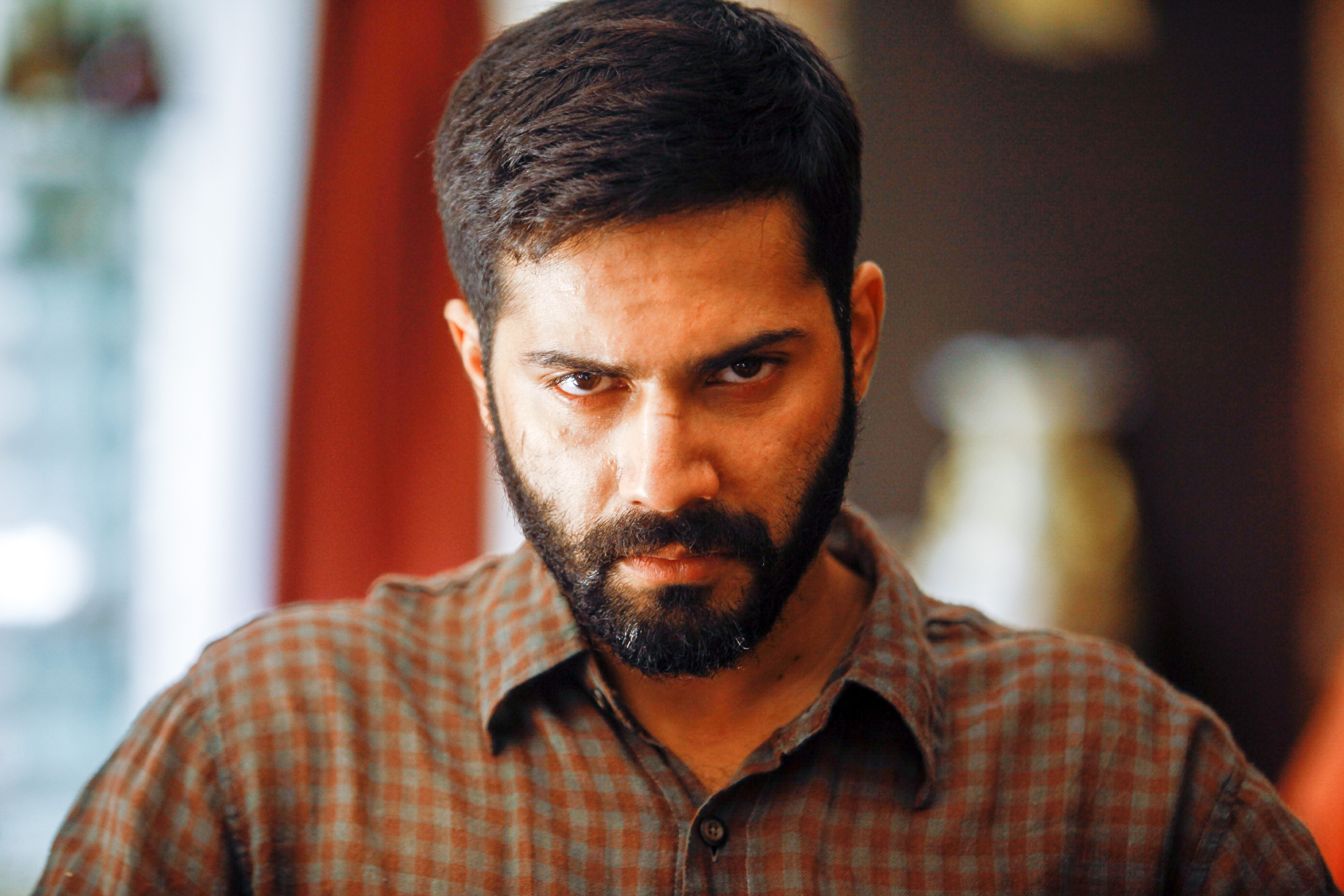 Varun Dhawan angry