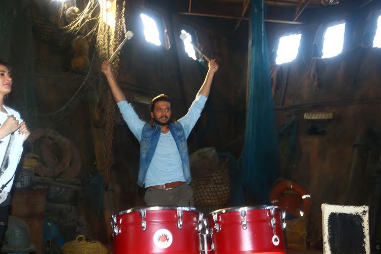 Riteish Deshmukh on the sets of 'Banjo'