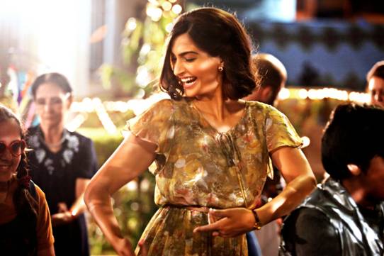 Best scenes from 'Neerja' movie