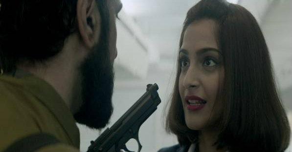 Best scenes from 'Neerja' movie
