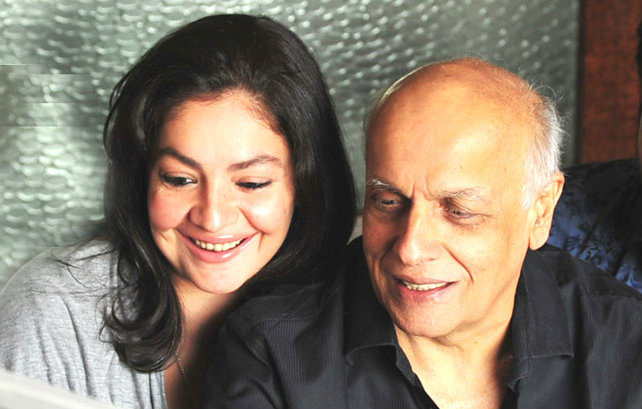 Pooja Bhatt returns to acting with Mahesh Bhatt's script