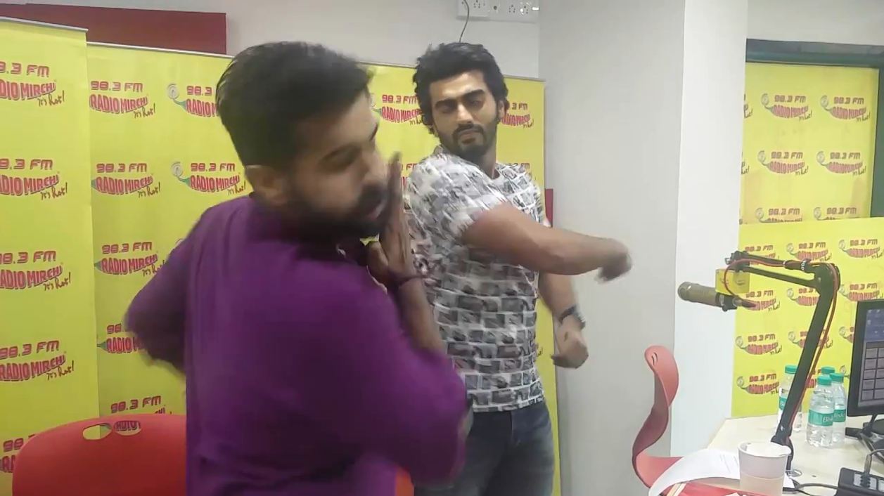SHOCKING! Arjun Kapoor slaps an RJ on camera