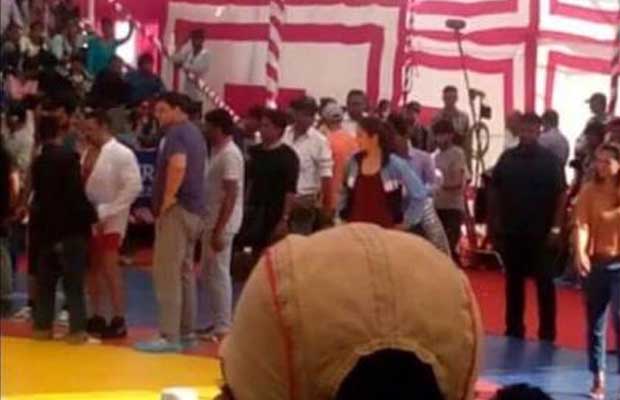 Salman Khan and Anushka Sharma in Sultan