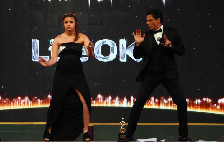 Shah Rukh Khan with Alia Bhatt