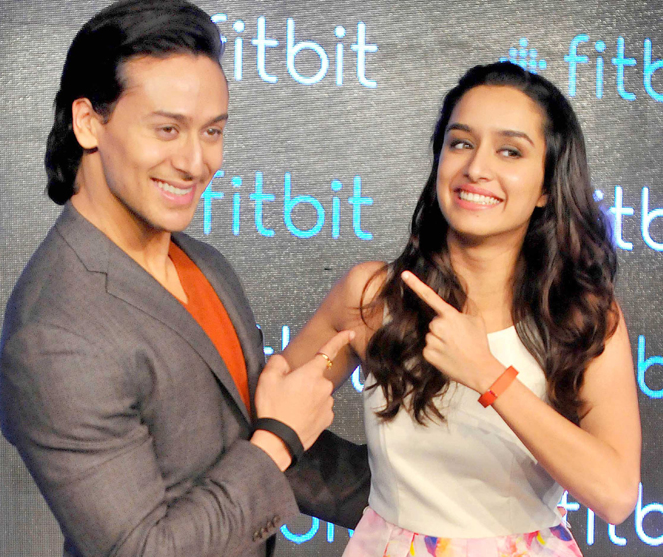 Shraddha Kapoor reveals birthday boy Tiger Shroff's first look in 'Baaghi'