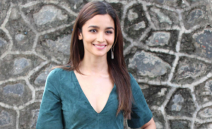 Watch: Alia Bhatt is making a special announcement