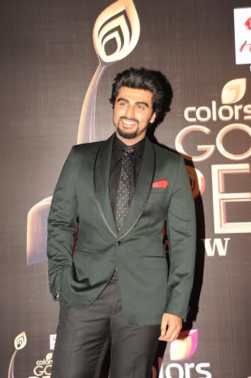 Celebs at Red Carpet of Golden Petal Awards 2016