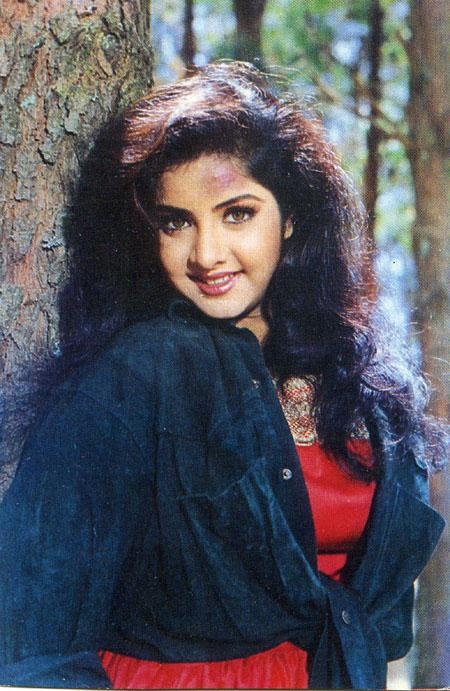 Divya Bharti A Complete Account Of Her Tragic Death Bollywood Bubble